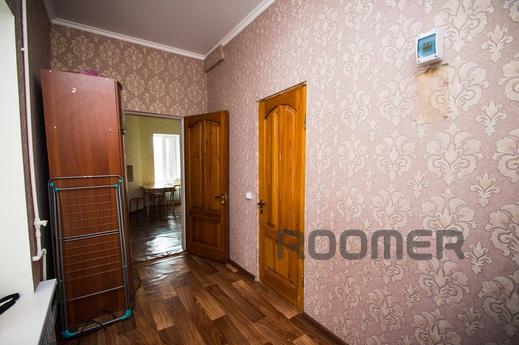 Two bedroom apartment at the railway sta, Новочеркаськ - квартира подобово