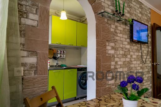 Stylish 2 rooms. apartment on the 2 floor with two isolated 