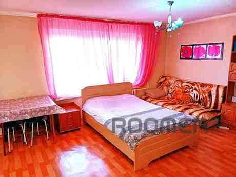 Very bright, warm and cozy apartment! An excellent option fo