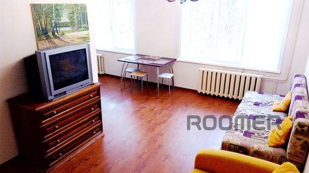 Cozy 2-bedroom apartment in the center !, Nizhnekamsk - apartment by the day