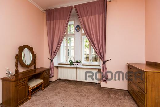 Apartments near Yv. Park Frank, Lviv - apartment by the day