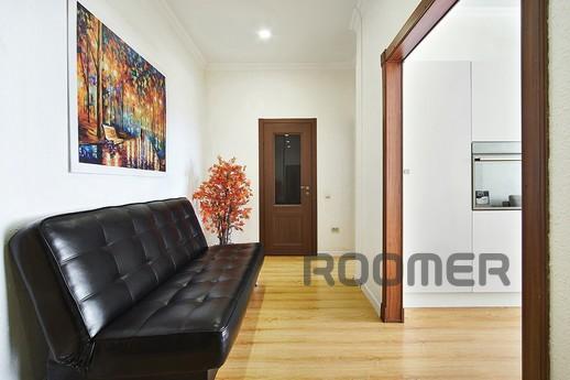 Excellent apartment for rent in Tyumen, Тюмень - квартира подобово