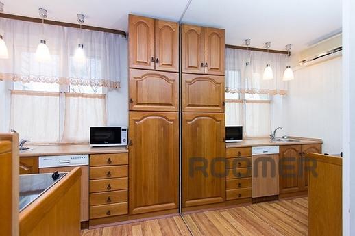 Посуточно ул. Зацепский Вал, 6/13, Москв, Москва - квартира посуточно