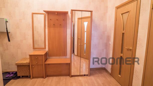 Cozy apartment near the metro, Санкт-Петербург - квартира подобово