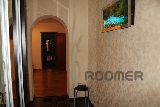 Квартира 2-х кімнатна Пушкіна центр, Дніпро (Дніпропетровськ) - квартира подобово