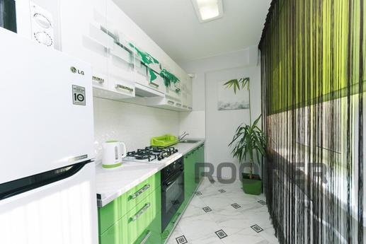 Сдаю 2-комнатную квартиру возле Паруса, Киев - квартира посуточно