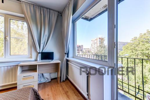 Traveller's Lux Apartment, Saint Petersburg - apartment by the day
