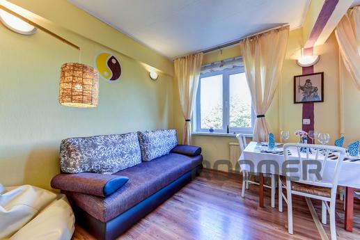 Traveller's Lux Apartment, Saint Petersburg - apartment by the day