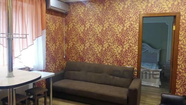 Apartment in the very center of Melitopol, 4 minutes walk to