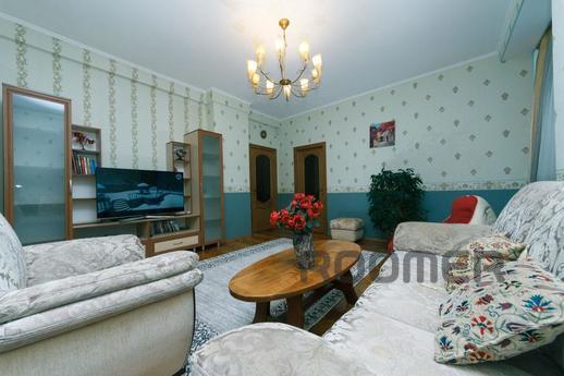 3-room apartment on the KPI, Kyiv - apartment by the day