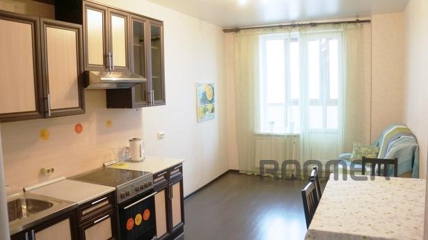 M. KOMENDANDSKY PR, KOMENDANSKY PR, 51,, Санкт-Петербург - квартира подобово