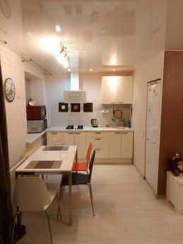Nice studio in the city center, Волгоград - квартира подобово