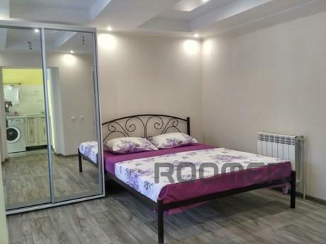 Здам 1 ККВ з двориком, є де поставити машину, все нове після