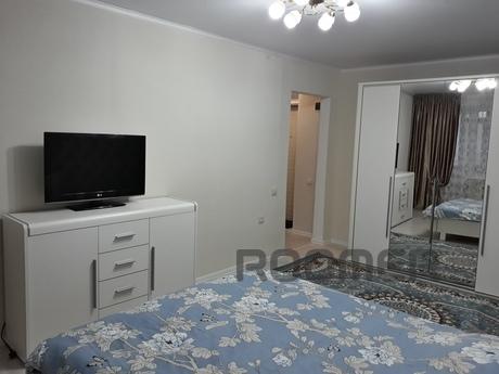 new apartment, clean and fresh, comfortable.