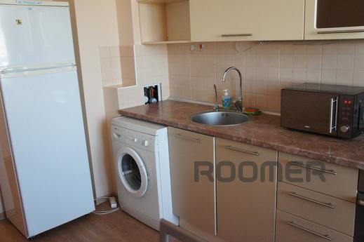 2 bedroom apartment, Irkutsk - apartment by the day