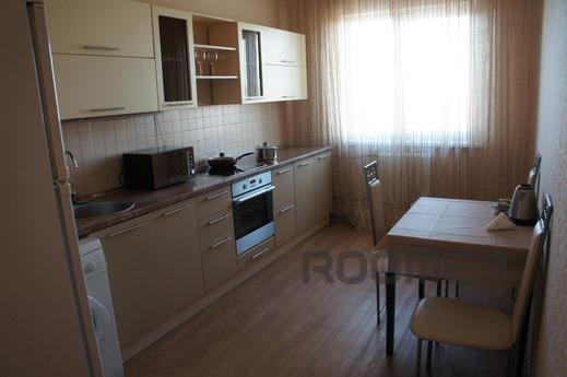 2 bedroom apartment, Irkutsk - apartment by the day