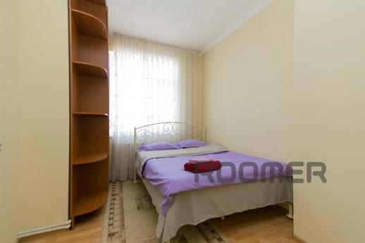 4-bedroom in the center of the capital, Astana - apartment by the day