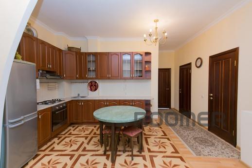 4-bedroom in the center of the capital, Astana - apartment by the day