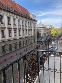 2 окремі спальні, балкон. Центр, Lviv - apartment by the day