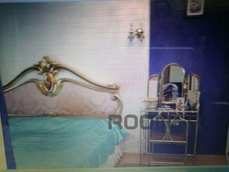 2 bedroom apartment for rent in the center of 12000tg day.