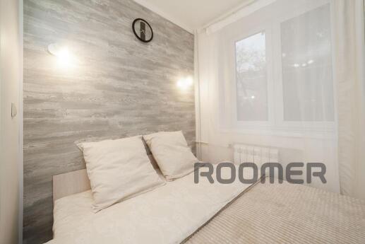 Уютная студия на Б.Татарской, Москва - квартира посуточно