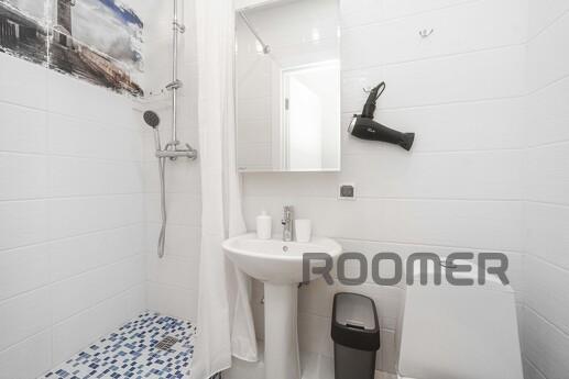 Cozy studio on Novodmitrovskaya, Москва - квартира подобово