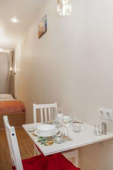 Cozy studio on Novodmitrovskaya, Москва - квартира подобово