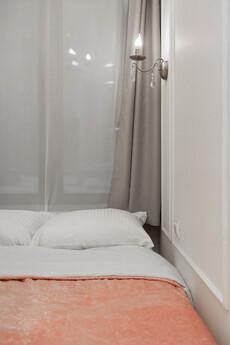 Cozy studio on Novodmitrovskaya, Москва - квартира подобово