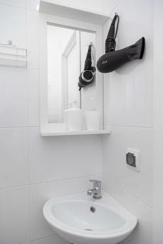 Cozy studio on Novodmitrovskaya, Москва - квартира подобово