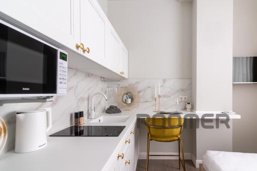 Cozy studio for rent, located near the metro station "B