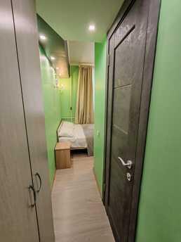 Уютная студия на Б.Татарской, Москва - квартира посуточно