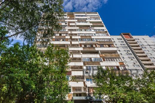 1-kk apartment with excellent renovation, Москва - квартира подобово