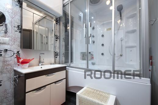 Exquisite 2 bedroom apartment, Almaty - apartment by the day