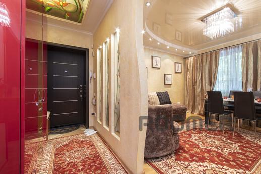 Exquisite 2 bedroom apartment, Almaty - apartment by the day