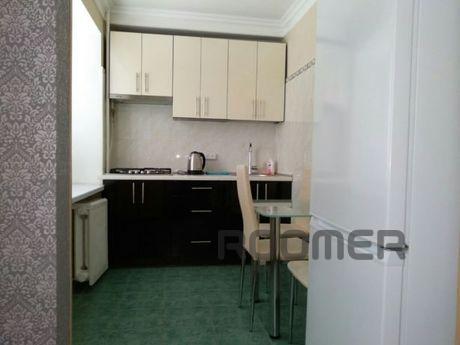 2k apartment in the center of Kiev, Kyiv - apartment by the day