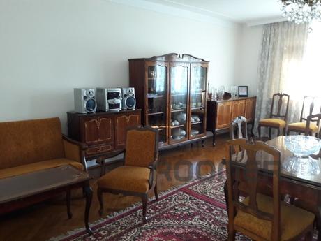 Guest House Medea, Batumi - apartment by the day