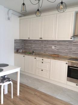 Rent an apartment in the city center!, Almaty - apartment by the day