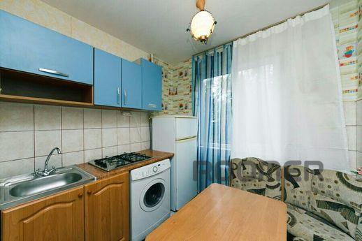 2ka Bul.Vatsvela Havel, 50. NAU. Shalimo, Kyiv - apartment by the day