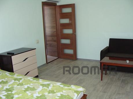 Apartment in the center, Berdiansk - apartment by the day
