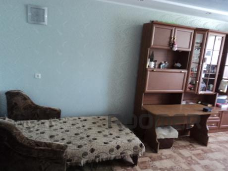 Rent 2 bedroom apartment in the center. Near the market. The