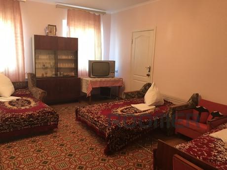 Rooms for rent not far from the sea, Skadovsk - apartment by the day