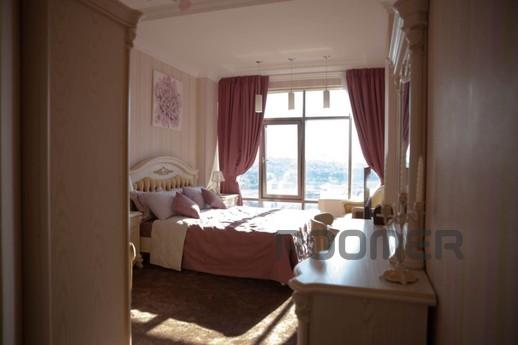 Center 5-room daily rental, Kyiv - apartment by the day