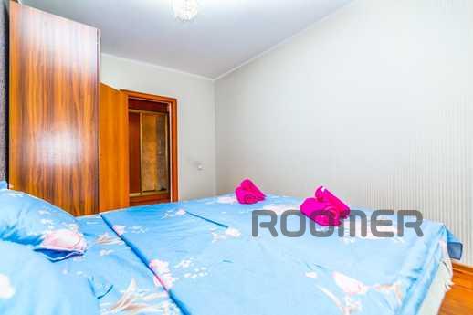 For rent 2 bedroom apartment in the very, Астана - квартира подобово