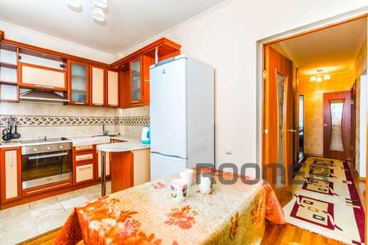 For rent 2 bedroom apartment in the very, Астана - квартира подобово