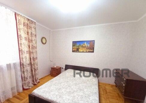 Apartment for rent, Center, Kirov, Melitopol - apartment by the day