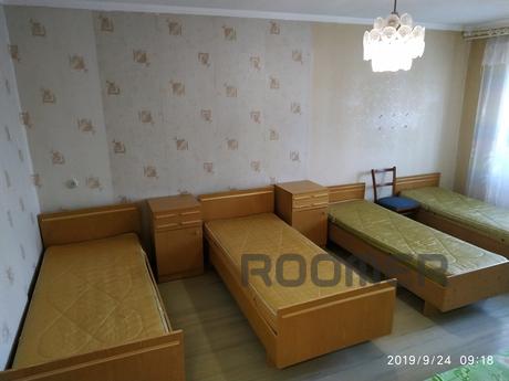 Podobovo I will rent 3 x room apartment, Zhovti Vody - apartment by the day