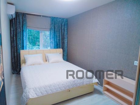 Apartment on the Botanical Garden Center, Kharkiv - apartment by the day