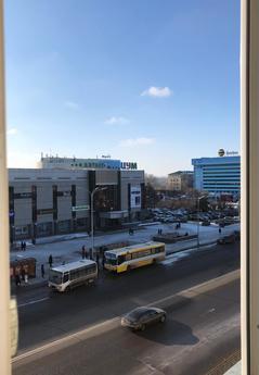 1-комнатная квартира посуточно в центре, Караганда - квартира посуточно