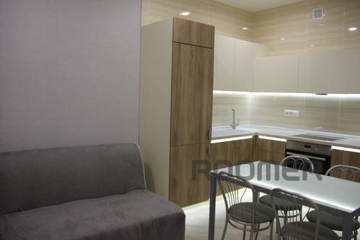 Deluxe Apartment 3, Odessa - apartment by the day
