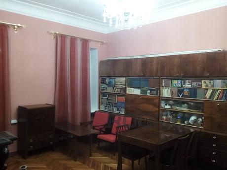 Rent 2-room apartment in the center, (me, Kharkiv - apartment by the day